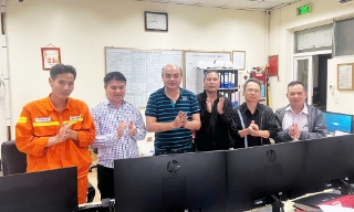 Đóng điện treo dây mạch 2 đường dây 220 kV Bắc Giang - Lạng Sơn