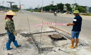 Bắc Ninh: Sửa gấp nắp cống hỏng lối vào cụm công nghiệp Đồng Đình 