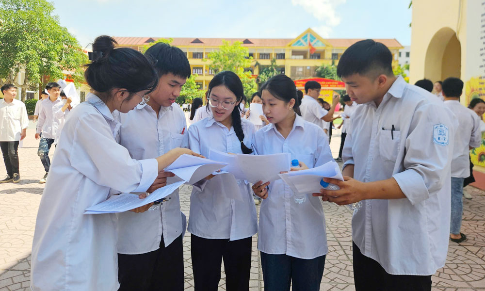  Công bố điểm thi tốt nghiệp trung học phổ thông vào 8 giờ ngày 16/7  