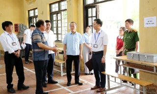 Bắc NInh: Phó Chủ tịch Thường trực UBND tỉnh Mai Sơn kiểm tra công tác chuẩn bị thi tốt nghiệp trung học phổ thông