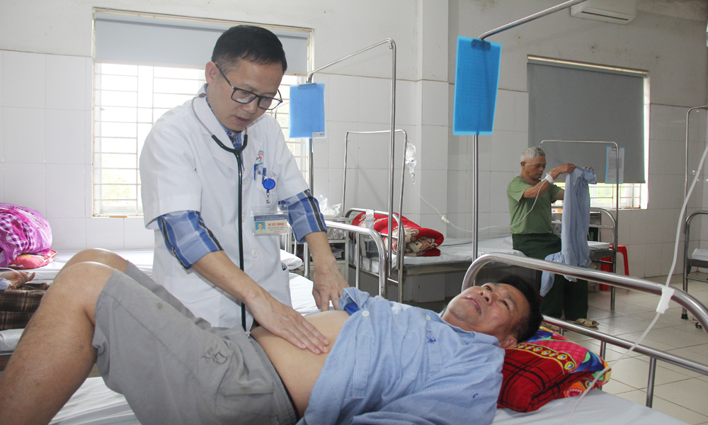 Sơn Động: Sau khi ăn cỗ cưới, nhiều người nghi bị ngộ độc thực phẩm