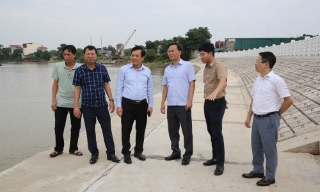 Phó Chủ tịch UBND tỉnh Phạm Văn Thịnh kiểm tra công tác ứng phó với bão số 3 tại một số địa phương