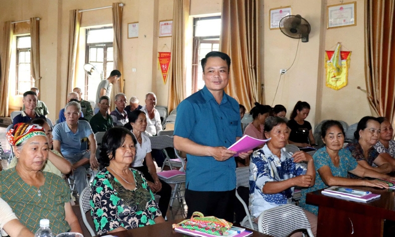  Phổ biến, giáo dục pháp luật cho đồng bào dân tộc thiểu số