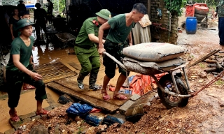 Bắc Ninh: Quân - dân đồng lòng khắc phục hậu quả mưa lũ