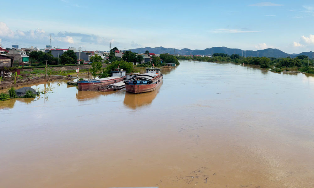  Bắc Ninh: Mực nước sông Thương, sông Cầu dâng cao gây ngập úng nhiều khu vực