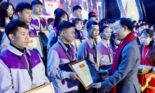 Tập đoàn Luxshare Việt Nam vinh danh nhân viên xuất sắc năm 2025