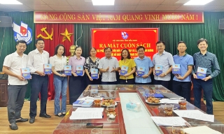 Hội Nhà báo tỉnh Bắc Ninh ra mắt cuốn sách các tác phẩm báo chí về chủ đề học tập, làm theo Bác
