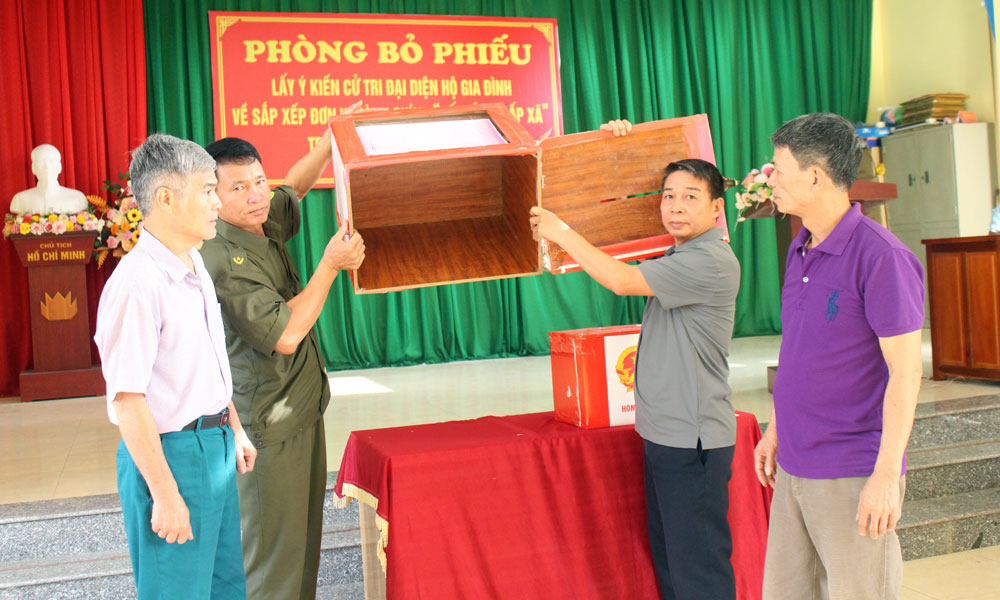 Yên Thế: Nhiều thôn, tổ dân phố hoàn thành sớm việc lấy ý kiến cử tri về Đề án sắp xếp đơn vị hành chính 