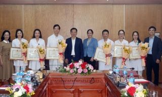 Bắc Ninh: Khen thưởng ê-kíp cấp cứu thành công ca bệnh mắc hội chứng gương hiếm gặp