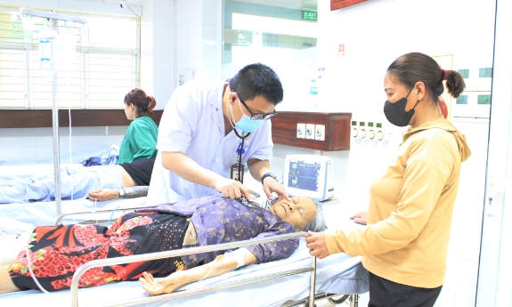 Bệnh nhi nhập viện giảm, tai nạn giao thông tăng trong kỳ nghỉ lễ