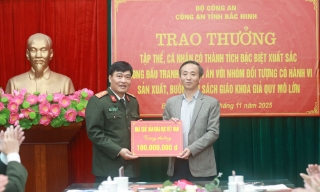 Bắc Ninh: Khen thưởng nhiều tập thể, cá nhân về thành tích triệt phá chuyên án sách giáo khoa giả