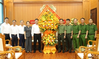 Bí thư Tỉnh ủy Nguyễn Hồng Thái thăm, chúc mừng lực lượng Công an tỉnh nhân ngày truyền thống