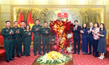  Thường trực Tỉnh ủy tiếp và làm việc với Đoàn công tác Tập đoàn Công nghiệp – Viễn thông Quân đội