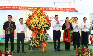 Bí thư Tỉnh ủy Nguyễn Hồng Thái dự Ngày hội Đại đoàn kết toàn dân tại thôn Mậu, xã Tây Yên Tử