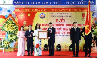 Bí thư Tỉnh ủy Nguyễn Hồng Thái dự lễ kỷ niệm Ngày Nhà giáo Việt Nam tại Trường Tiểu học Bố Hạ