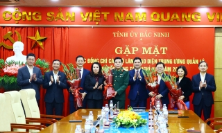 Tỉnh ủy Bắc Ninh gặp mặt các đồng chí cán bộ lãnh đạo diện Trung ương quản lý chuyển công tác, nghỉ hưu năm 2025