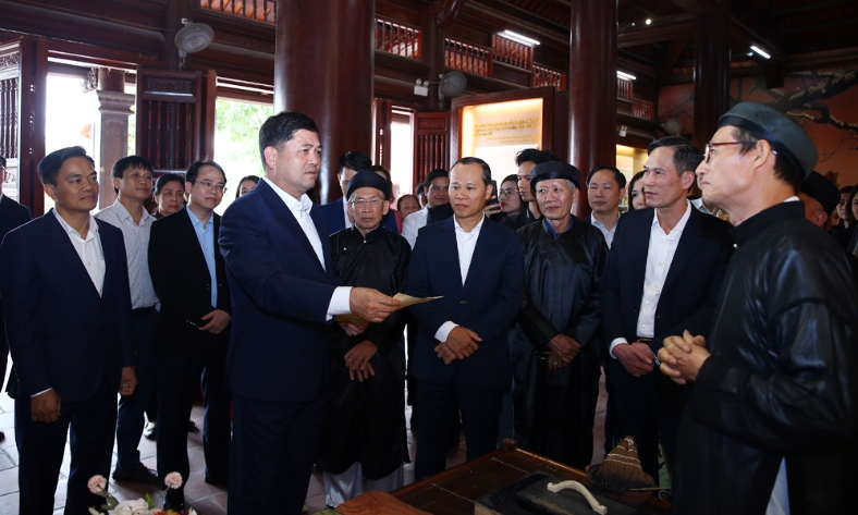  Bí thư Tỉnh ủy Nguyễn Hồng Thái thăm Trung tâm Bảo tồn tranh dân gian Đông Hồ