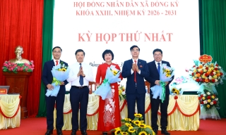 HĐND xã Đồng Kỳ kiện toàn các chức danh chủ chốt HĐND, UBND xã 