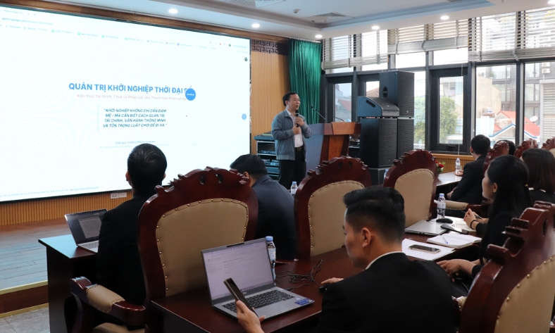  Nâng cao năng lực quản trị và chuyển đổi số cho thanh niên khởi nghiệp