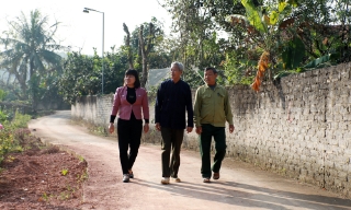 Người có uy tín góp phần xây dựng đời sống mới ở xã Kép