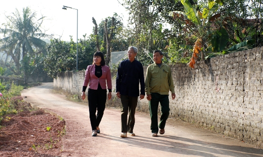 Người có uy tín góp phần xây dựng đời sống mới ở xã Kép