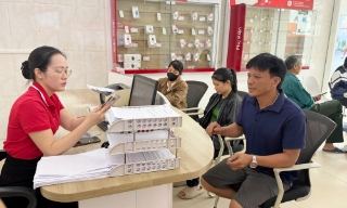 Bắc Ninh: Nhà mạng hỗ trợ khách hàng xác thực thông tin thuê bao khi bị khóa 1 chiều