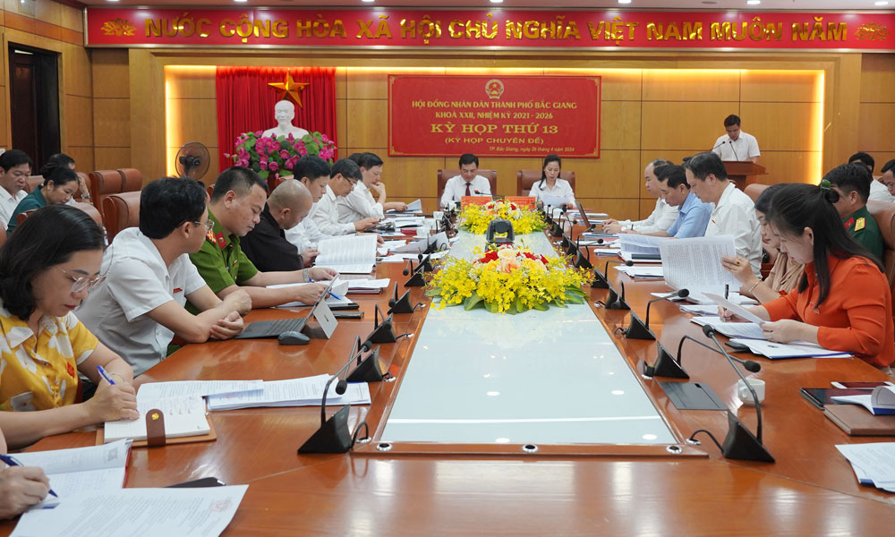 HĐND TP Bắc Giang thông qua nhiều nghị quyết quan trọng