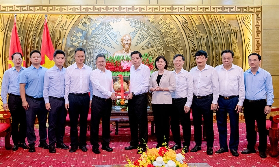 Bí thư Tỉnh ủy Nguyễn Văn Gấu tiếp lãnh đạo Tập đoàn Goertek