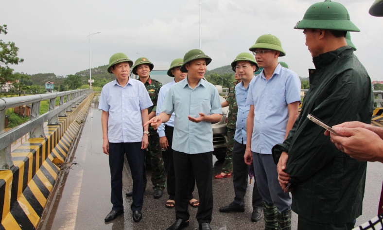  Phó Chủ tịch Thường trực UBND tỉnh Mai Sơn: Bảo đảm an toàn cho Nhân dân là nhiệm vụ hàng đầu