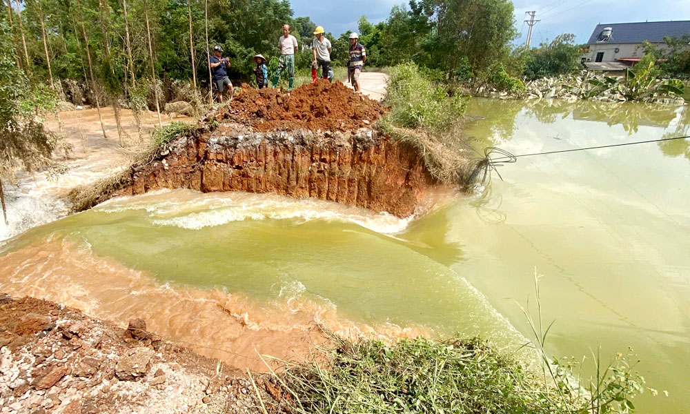 Bắc Ninh: Các xã chủ động xả lũ, tiêu úng tại khu vực trũng thấp ven sông