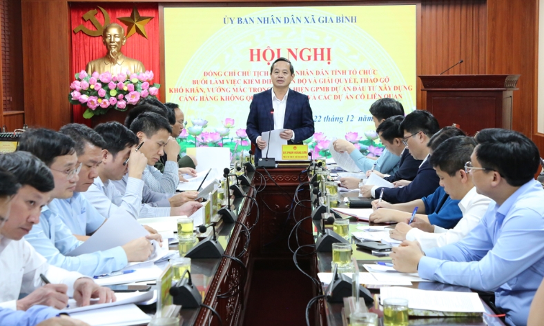  Lập kế hoạch chi tiết, kiểm điểm hằng ngày việc giải phóng mặt bằng Cảng hàng không quốc tế Gia Bình