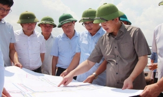 Tập trung các giải pháp, đẩy nhanh tiến độ dự án các khu tái định cư sân bay Gia Bình