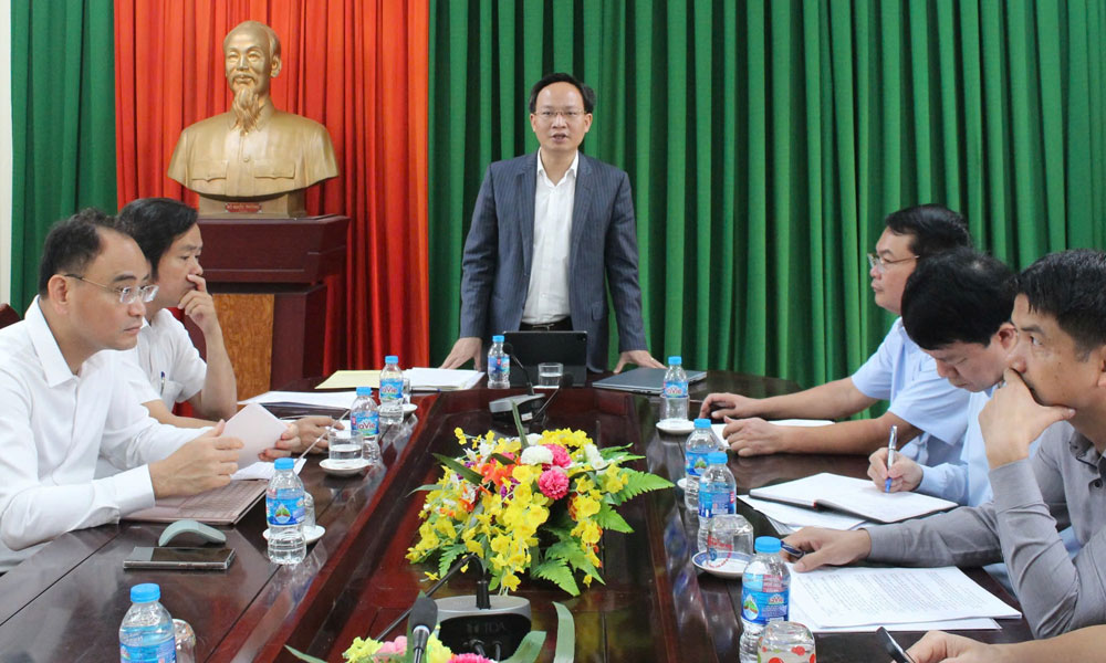 Khẩn trương hoàn thiện hạ tầng Khu công nghiệp Tân Hưng, tạo thuận lợi cho nhà đầu tư thứ cấp hoạt động
