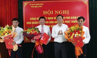 Công bố quyết định về công tác cán bộ tại Sở Công Thương, Ban Quản lý dự án Dân dụng và Phát triển đô thị số 1 