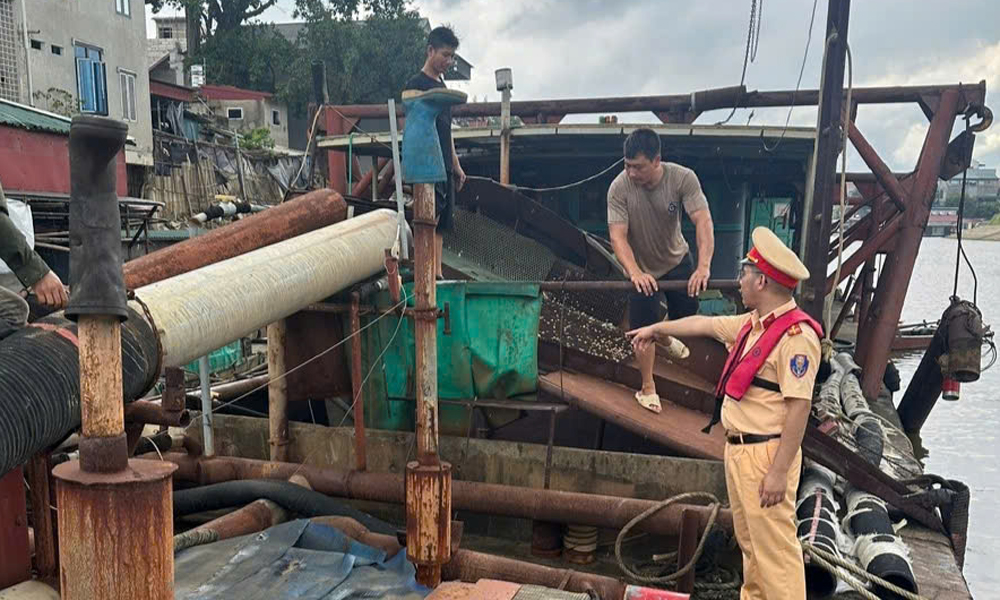  Phát hiện, xử lý nhiều chủ bến thủy nội địa hoạt động không có giấy phép