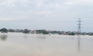 Nước sông Cầu dâng cao, xã Hợp Thịnh tiếp tục di dời, chăm lo cuộc sống người dân