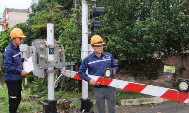 Phấn đấu ngày 18/10 hoàn thành khắc phục hệ thống thông tin tín hiệu đường sắt