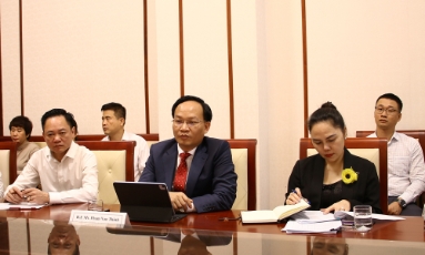  Phó Chủ tịch UBND tỉnh Phạm Văn Thịnh làm việc với một số doanh nghiệp FDI