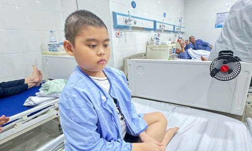 Cậu học trò lớp 4 mắc liên tiếp hai bệnh ung thư, rất cần sự giúp đỡ