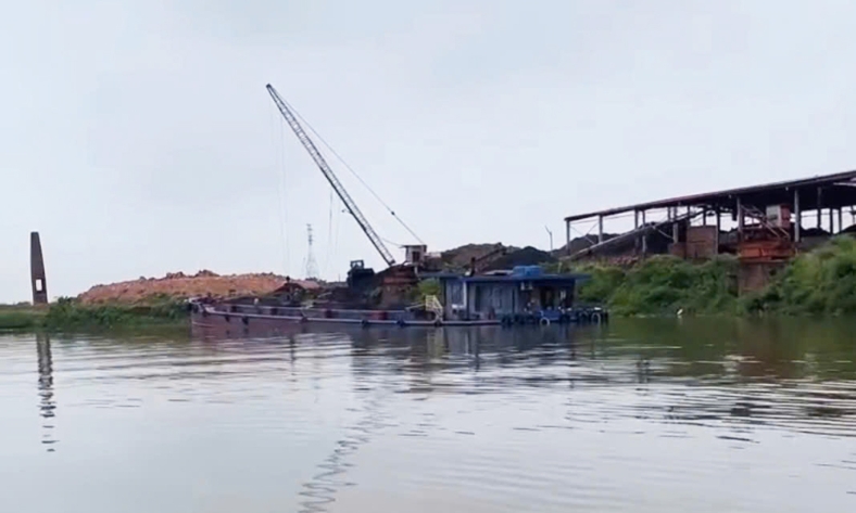  Bắc Ninh: Phát hiện, xử phạt 6 trường hợp vi phạm tại các bến thủy nội địa không phép trên sông Cầu