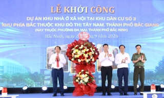 Bí thư Thành ủy Nguyễn Hồng Thái dự lễ khởi công dự án Nhà ở xã hội tại Khu dân cư số 3