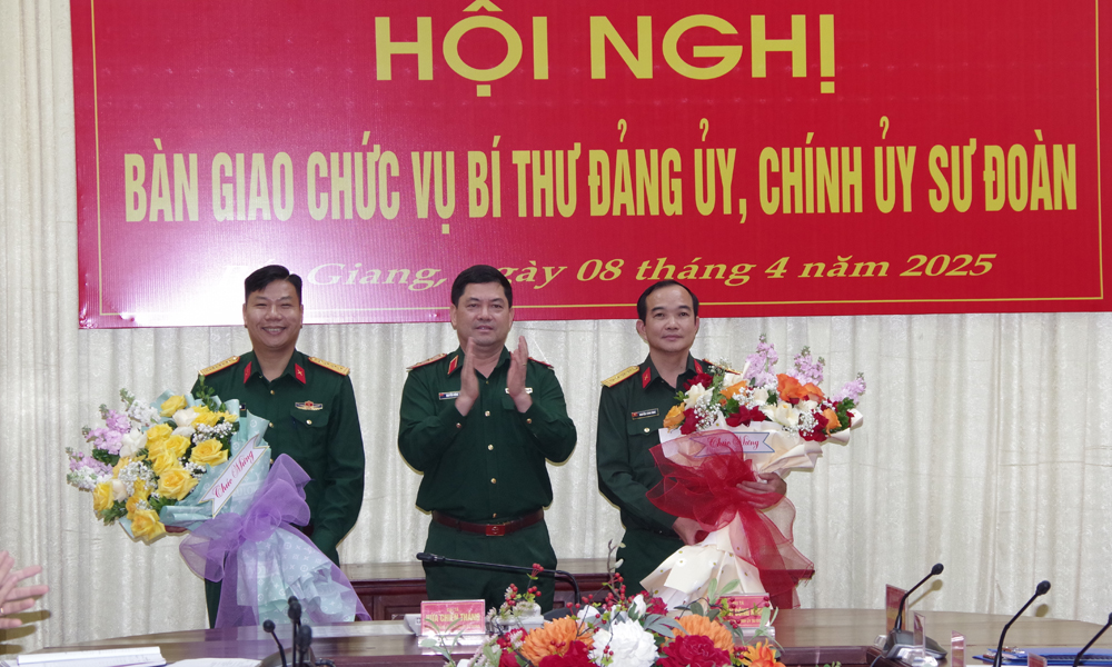 Đại tá Hứa Chiến Thắng giữ chức Bí thư Đảng ủy, Chính ủy Sư đoàn 3