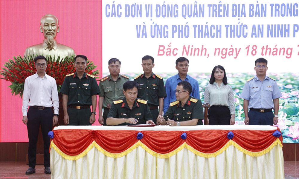  Sư đoàn 325 hiệp đồng thực hiện nhiệm vụ quân sự, quốc phòng