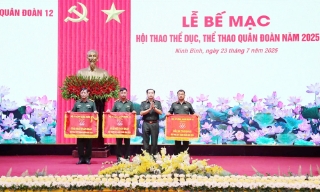 Sư đoàn 325 đoạt giải Nhì toàn đoàn tại Hội thao thể dục thể thao Quân đoàn 12