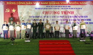 Bắc Ninh: Biểu dương người có uy tín tiêu biểu và tuyên truyền, phổ biến giáo dục pháp luật cho Nhân dân