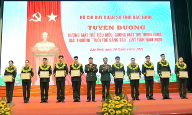  Tuyên dương gương mặt trẻ tiêu biểu, triển vọng, sáng tạo trong lực lượng vũ trang 
