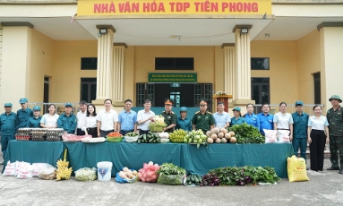  Phường Tiền Phong tiếp sức thao trường, hỗ trợ hậu cần cho dân quân huấn luyện