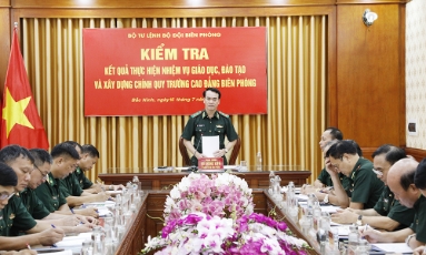  Trung tướng Vũ Trung Kiên kiểm tra công tác giáo dục, đào tạo tại Trường Cao đẳng Biên phòng