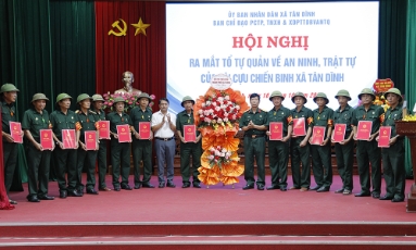  Xã Tân Dĩnh ra mắt mô hình Tổ tự quản về an ninh, trật tự của Hội Cựu chiến binh