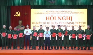  Xã Đông Cứu ra mắt 12 Tổ tự quản về an ninh, trật tự của Hội Cựu chiến binh